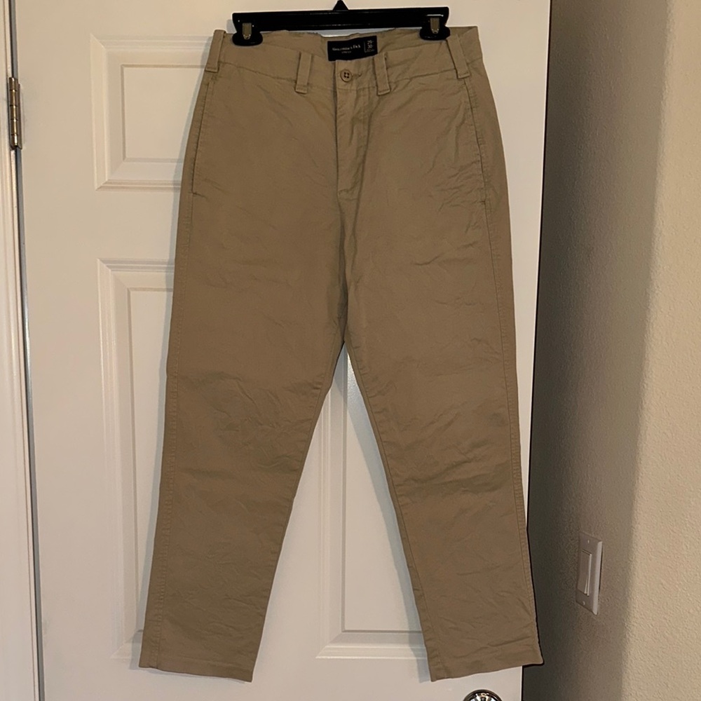 29x30 Abercrombie & Fitch Tan Chinos with Relaxed Fit